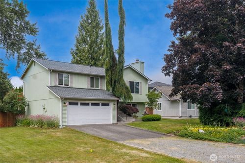 13318 47th Ave Se, Mill Creek, WA, 98012-8970 | Card Image