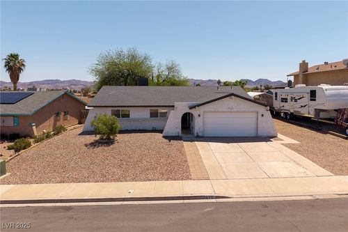616 Fernbrook Dr, Henderson, NV, 89002-8306 | Card Image