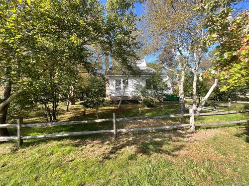 84 Beaver Dr, Mastic Beach, NY, 11951-2822 | Card Image