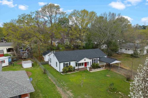 2809 Broadway Blvd, Kilgore, TX, 75662-4015 | Card Image