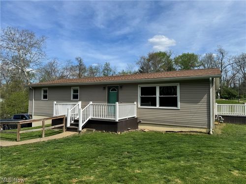 2140 Potts Ln, Zanesville, OH, 43701-6089 | Card Image