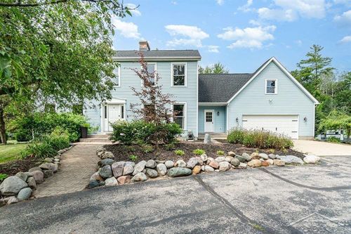 3727 E Julie Ann Dr, Midland, MI, 48642-9793 | Card Image