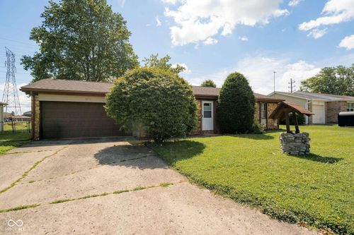 2610 Maple Dr, New Castle, IN, 47362-2057 | Card Image