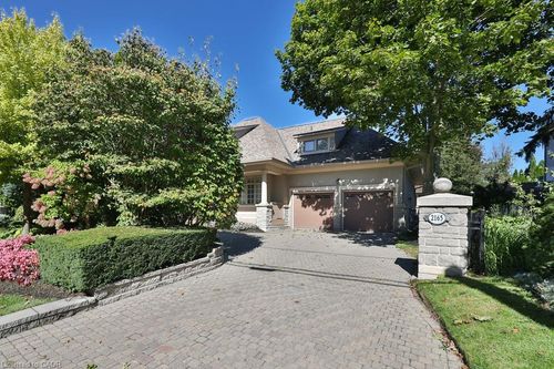 27-2165 Stavebank Rd, Mississauga, ON, L5C1T3 | Card Image