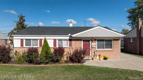 30822 Steinhauer St, Westland, MI, 48186-9022 | Card Image