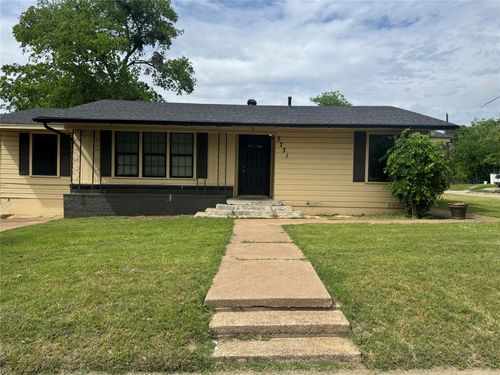 3731 Avenue M, Fort Worth, TX, 76105-3502 | Card Image