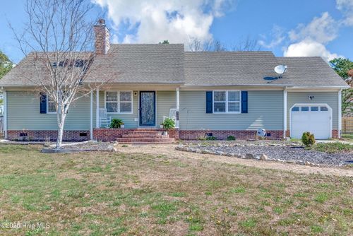 333 W Gibbs Rd, Knotts Island, NC, 27950-9755 | Card Image