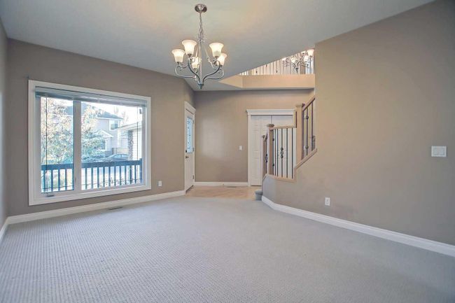 113 Seagreen Manor, Home with 5 bedrooms, 3 bathrooms and 4 parking in Chestermere AB | Image 5