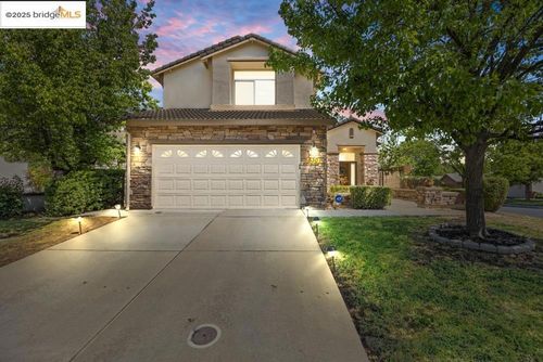 530 Kilsyth Ct, Folsom, CA, 95630-6218 | Card Image