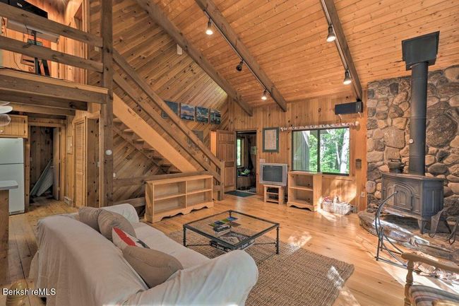 125 Town Hill Rd, House other with 4 bedrooms, 3 bathrooms and 6 parking in Sandisfield MA | Image 4