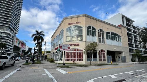 311 Ne 28th St, Miami, FL, 33137-4611 | Card Image