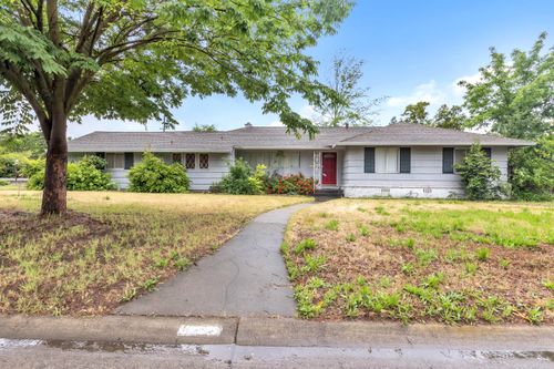 1260 El Sur Way, Sacramento, CA, 95864 | Card Image