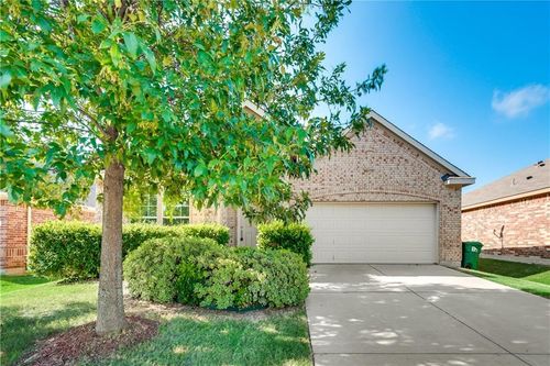 5601 Millers Creek Dr, Argyle, TX, 76226-4245 | Card Image
