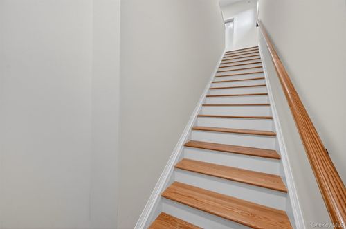 19 Welling Pl, Warwick, NY, 10990-1308 | Card Image