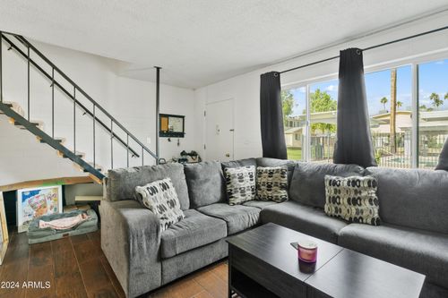 l09-8221 E Garfield St, Scottsdale, AZ, 85257-3829 | Card Image
