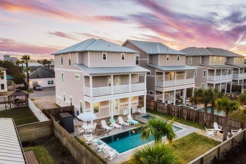 10 Palm Beach St, Miramar Beach, FL, 32550-4630 | Card Image