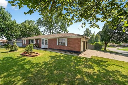 13701 41st St, Independence, MO, 64055-3330 | Card Image