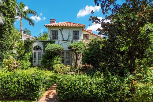 457 Woodland Dr, SARASOTA, FL, 34234-3771 | Card Image
