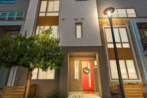 3923 Meridian St, Dublin, CA, 94568-7744 | Card Image