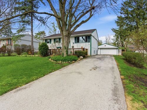 7663 Walnut Ave, Woodridge, IL, 60517-2816 | Card Image