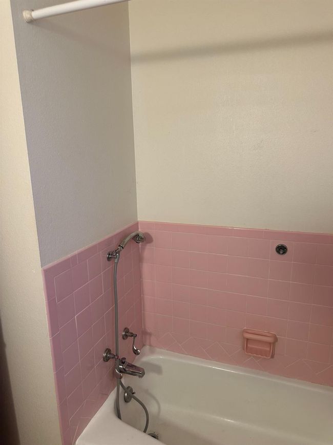 1807 E Reppto St, House other with 3 bedrooms, 2 bathrooms and null parking in Brownfield TX | Image 17