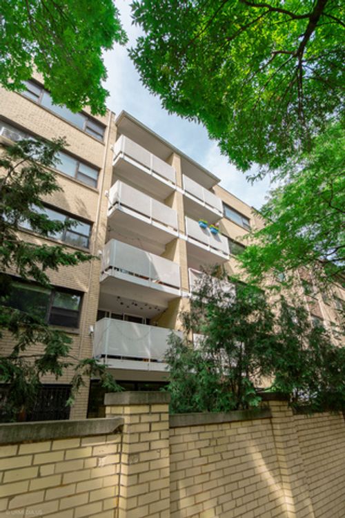 apt-5a-5616 N Kenmore Ave, Chicago, IL, 60660-4609 | Card Image