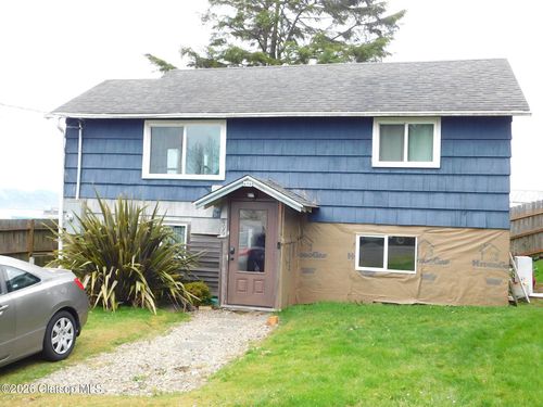 496 Hamburg Ave, Astoria, OR, 97103-5922 | Card Image