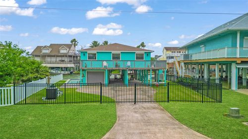 1222 Oahu Dr, Tiki Island, TX, 77554-6176 | Card Image