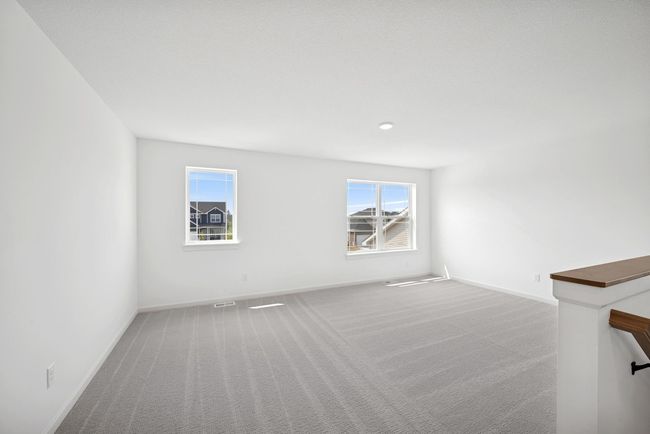 Upstairs large loft | Image 9