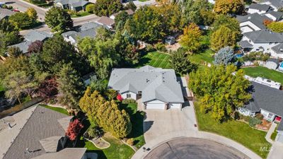 1044 E Peacock St, House other with 3 bedrooms, 2 bathrooms and 3 parking in Meridian ID | Image 3