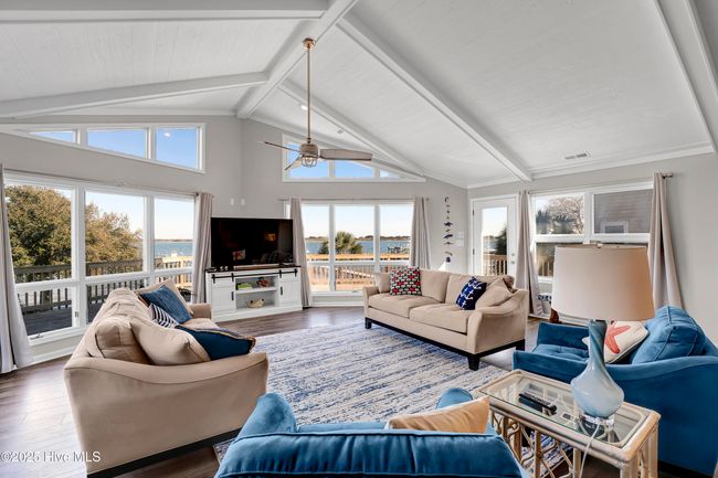 943 Chadwick Shores Dr, House other with 4 bedrooms, 4 bathrooms and null parking in Sneads Ferry NC | Image 14