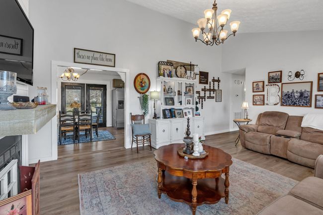 1635 Kingwood Ln, House other with 3 bedrooms, 2 bathrooms and 2 parking in Rockvale TN | Image 6