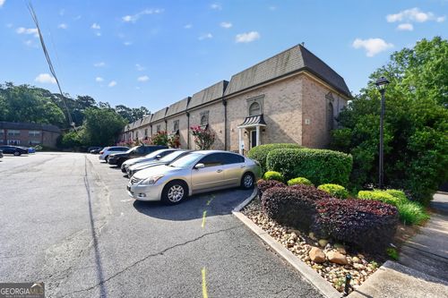 b11-6980 Roswell Rd, Atlanta, GA, 30328-2273 | Card Image