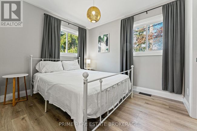 14 Warwick Ave, House other with 3 bedrooms, 2 bathrooms and 3 parking in Grand Bend ON | Image 24