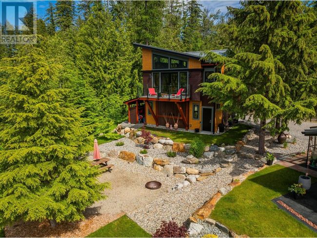 179 Kootenay Lake Rd, House other with 2 bedrooms, 2 bathrooms and 12 parking in Procter BC | Image 44