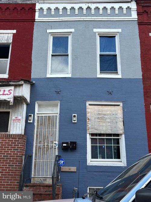 2003 Hollins St, BALTIMORE, MD, 21223-2212 | Card Image