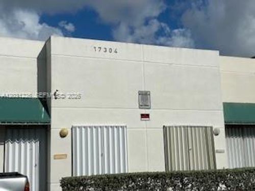 100-17304 Walker Ave, Miami, FL, 33157-4399 | Card Image