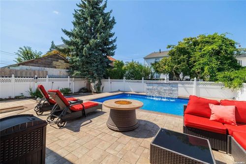 26 211th St, Bayside, NY, 11360-2521 | Card Image