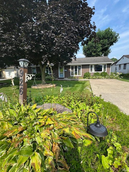 926 S Brady St, Attica, IN, 47918-1628 | Card Image