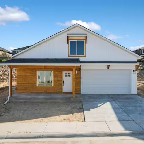 2607 Platinum Dr, Elko, NV, 89801-4526 | Card Image