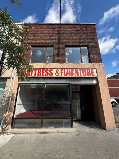 566 St Clair Ave W, Toronto, ON, M6C1A5 | Card Image