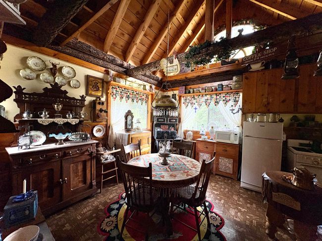 Kitchen | Image 11