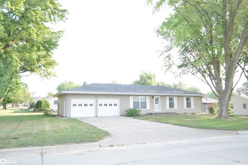 125 Lynn St, Carroll, IA, 51401-3733 | Card Image