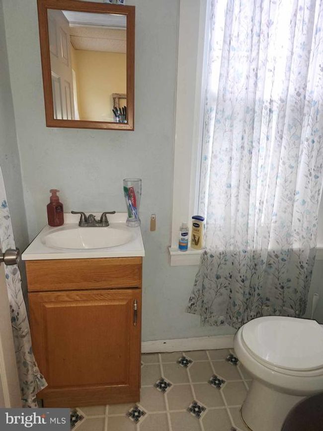 220 S 3 Rd St, Townhouse with 3 bedrooms, 2 bathrooms and null parking in HAMBURG PA | Image 16