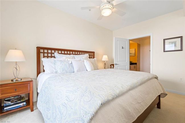 APT-235B - 3738 Sandpiper Rd, House attached with 2 bedrooms, 2 bathrooms and null parking in Virginia Beach VA | Image 25