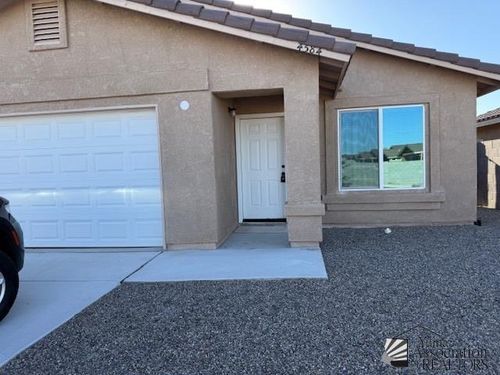 4584 S Cedar Ave, Yuma, AZ, 85365-5720 | Card Image