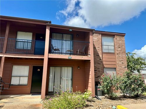 apt-126-904 University Oaks Blvd, College Station, TX, 77840-3512 | Card Image