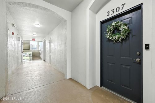 2307-11251 Campfield Dr, Jacksonville, FL, 32256-3912 | Card Image