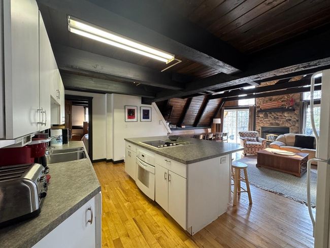 11821-23 Alpine Dr, Home with 10 bedrooms, 4 bathrooms and null parking in Upson WI | Image 12