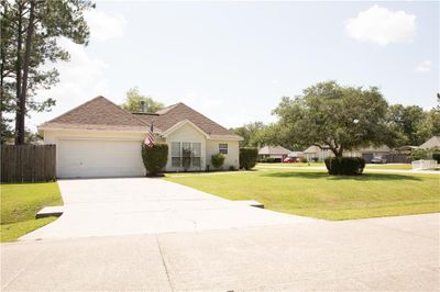 934 Crestwood Boulevard, House other with 3 bedrooms, 2 bathrooms and null parking in Covington LA | Image 2